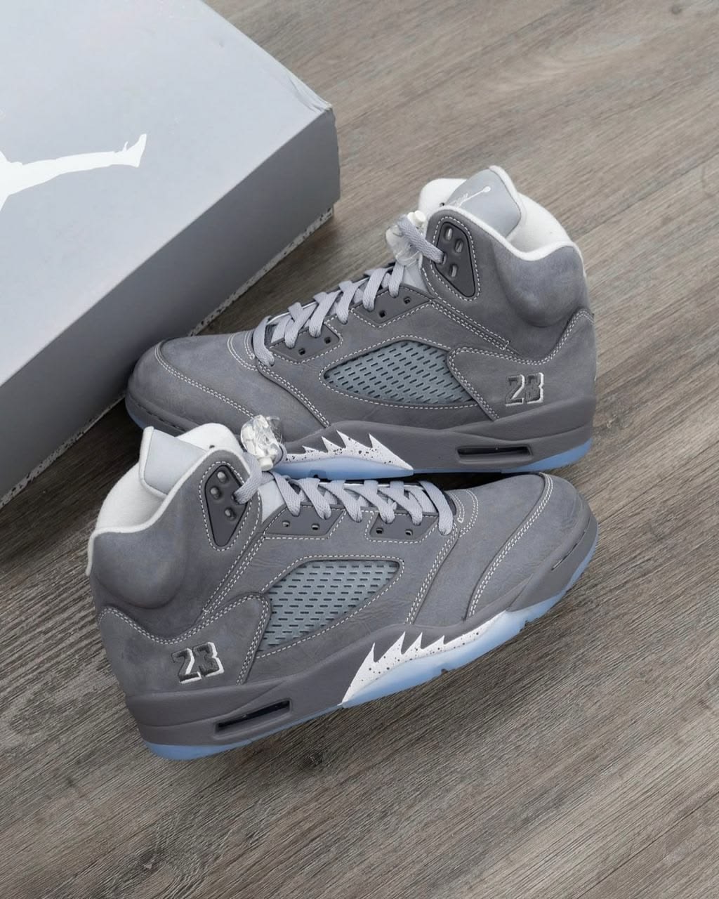 Air Jordan 5 Retro Wolf Grey